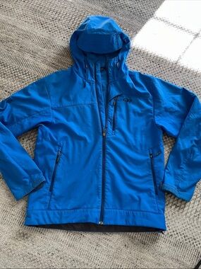 Outdoor Research Bright Blue Hooded Softshell Jacket men’s large